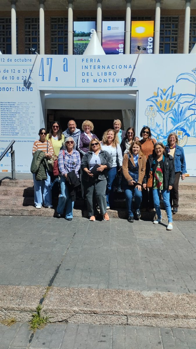 Aprendizajes en la Feria del Libro y el Centro Cultural de España. Funcionarios del Sistema Departamental de Bibliotecas participaron recientemente en actividades de gran relevancia en Montevideo. Ver más en colonia.gub.uy
#intendenciadecolonia