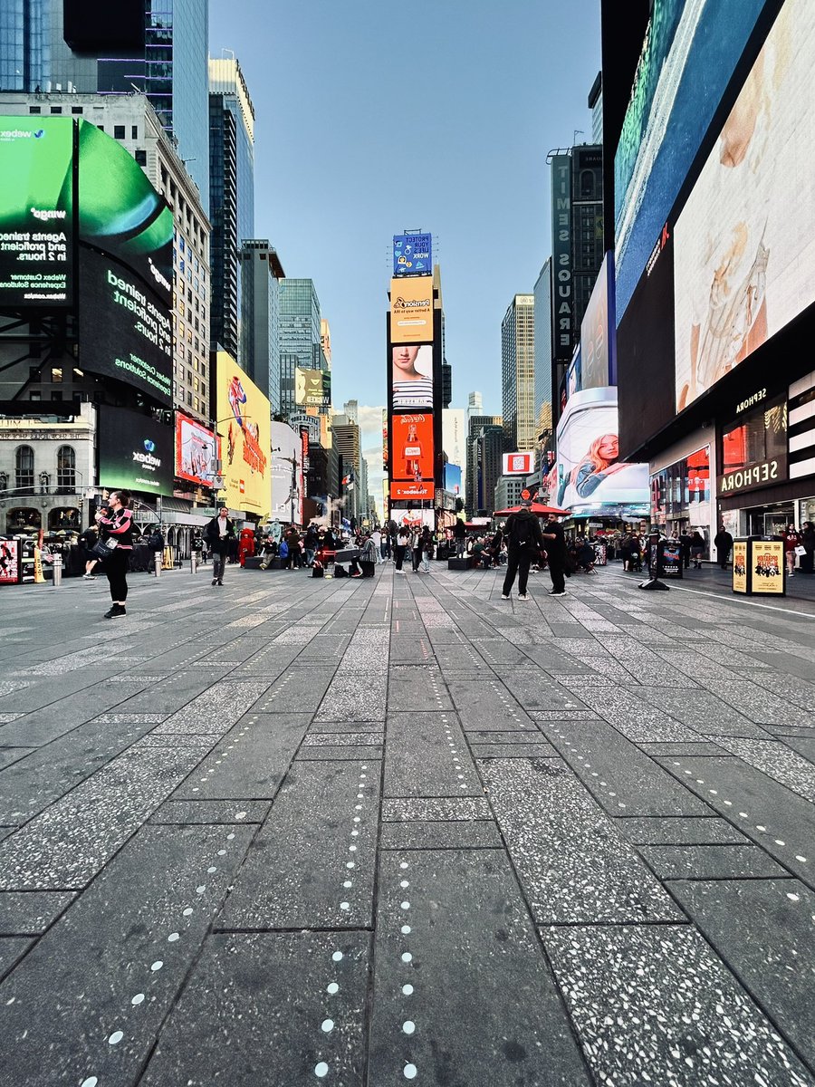 Derek V. Song tweet media