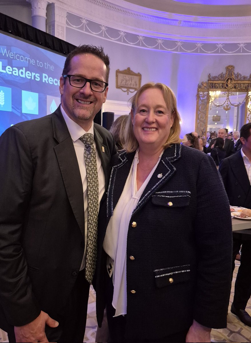 I recently had the privilege of meeting Premier <a href="/ABDanielleSmith/">Danielle Smith</a> and hearing her speak about building bridges and unity in Canada. 

Conservatives agree that we need to harness Canada’s clean technology to building a stronger, more self-reliant Canada.