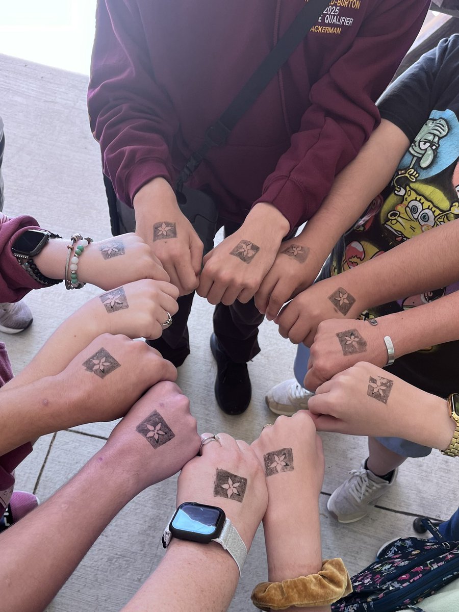 rb_transition's tweet image. Had a great time at @senokrlt with Ms. Nancy today! We learned about seeds, listened to folk stories, did some crafting, and soaked in the beauty of nature! #communitybasedlearning #rbchs