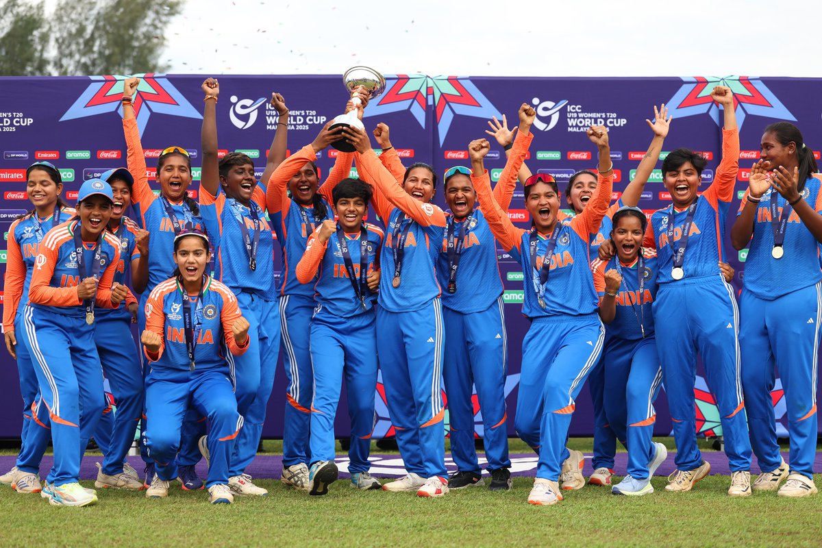 महिला वर्ल्ड कप 2025 में आज भारत का साउथ अफ्रीका से मुकाबला...विशाखापत्तनम के राजशेखर रेड्डी स्टेडियम में खेला जाएगा मैच

#WomensWorldCup2025