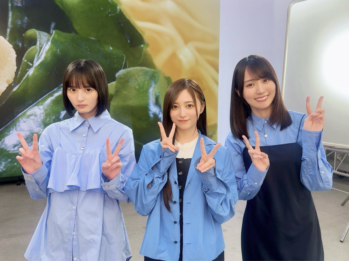 乃木坂46 乃木坂46・5期生の集合ショットも「N46MODE vol.2」裏表紙3