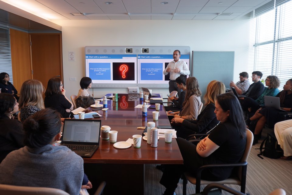 UNPeacebuilding's tweet image. Sebastian Martinez from @3ieNews outlined how impact evaluations help ensure that the peacebuilding results we see are directly linked to the Peacebuilding Fund projects that made them possible.