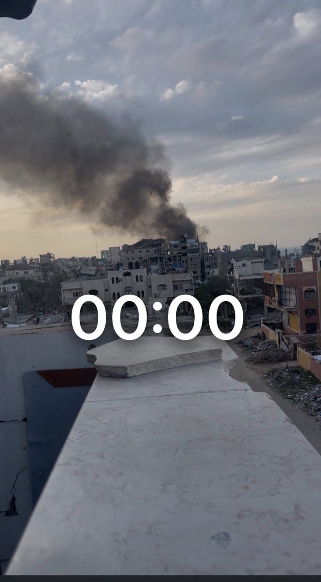 Azeezign's tweet image. بعد تعب طووووووووووووويل يا رب 🤲 
اخيراً يا رب نهاية الحرب رسمياً 😮‍💨🤲

اخيرا لقينا النهاية لمحرقة 730 يوم 😮‍💨

رحم الله شهداء هذا المشوار الطويل
 وشفى الله الجرحى وتقبل الله صبرنا ورباطنا

الحمد لله على النهاية 🫶
#محرقة_غزة