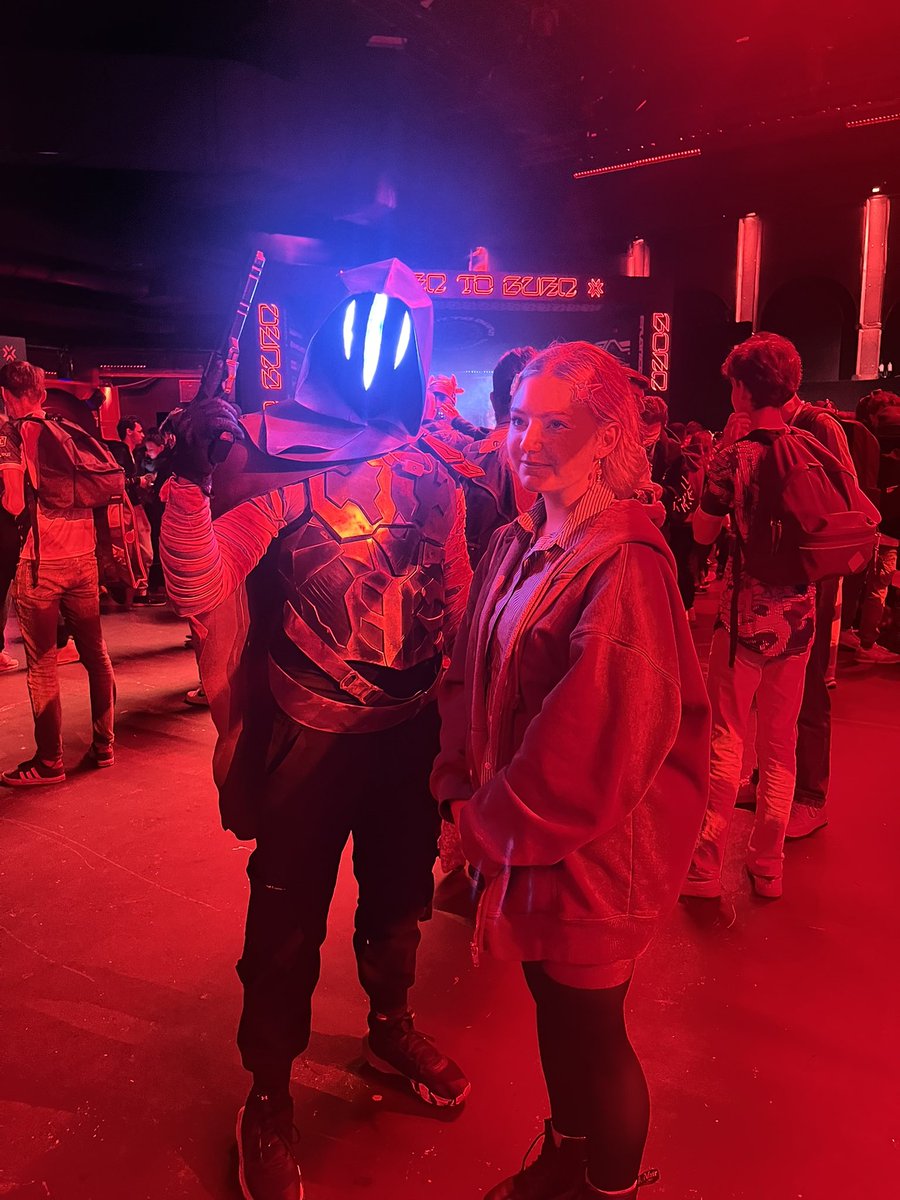 ꒰ა ash ໒꒱ tweet media