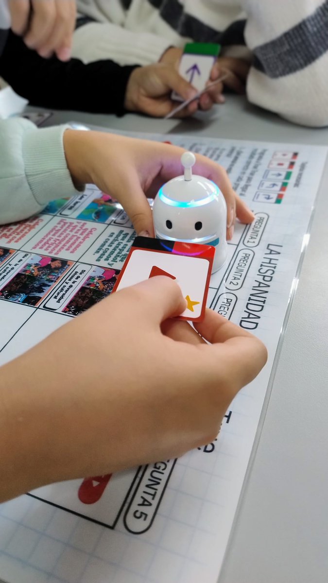 MentoraTech tweet media