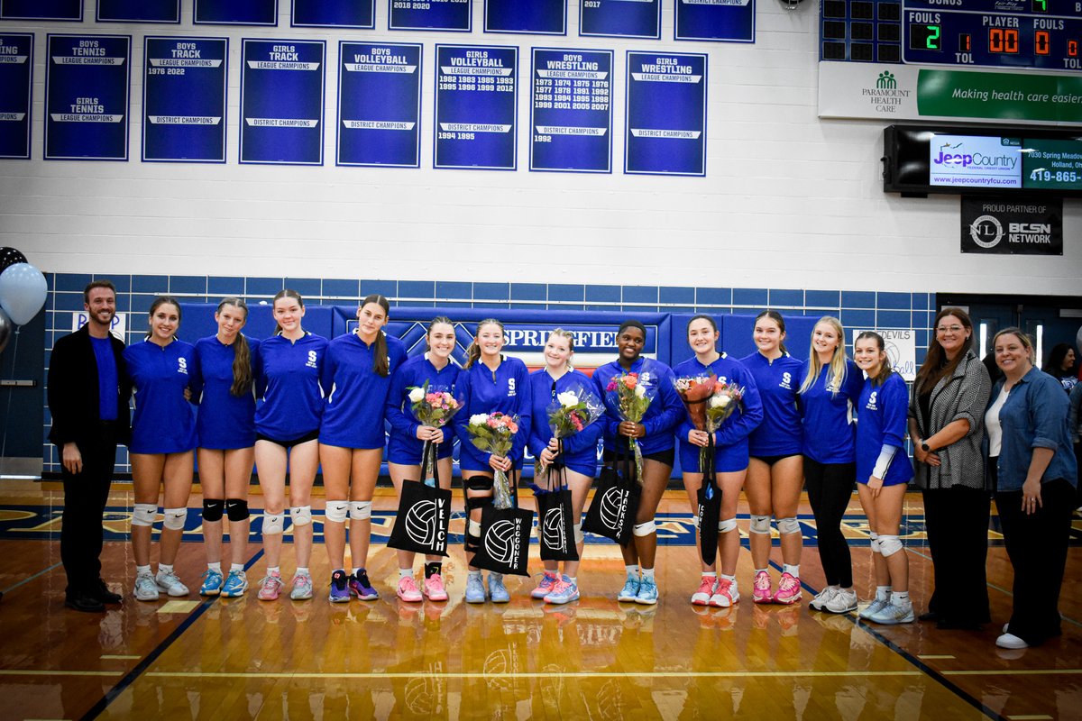 Congratulations to our Springfield High School Girls Volleyball Seniors!

Isabella Dominguez
Ja’Niya Jackson
Rylei McConoughey
Kayla Waggoner
Danica Welch

Thank you for your leadership, dedication, and commitment to Blue Devil Volleyball.