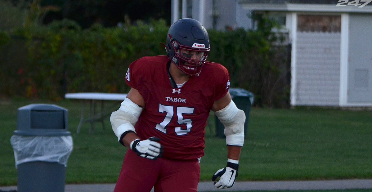 OT Botond Vargas ('27) holds a handful of Power Four offers ... but being from Hungary (his family is still there) makes visits tough for the Tabor Academy standout (VIP) 247sports.com/article/ot-bot…