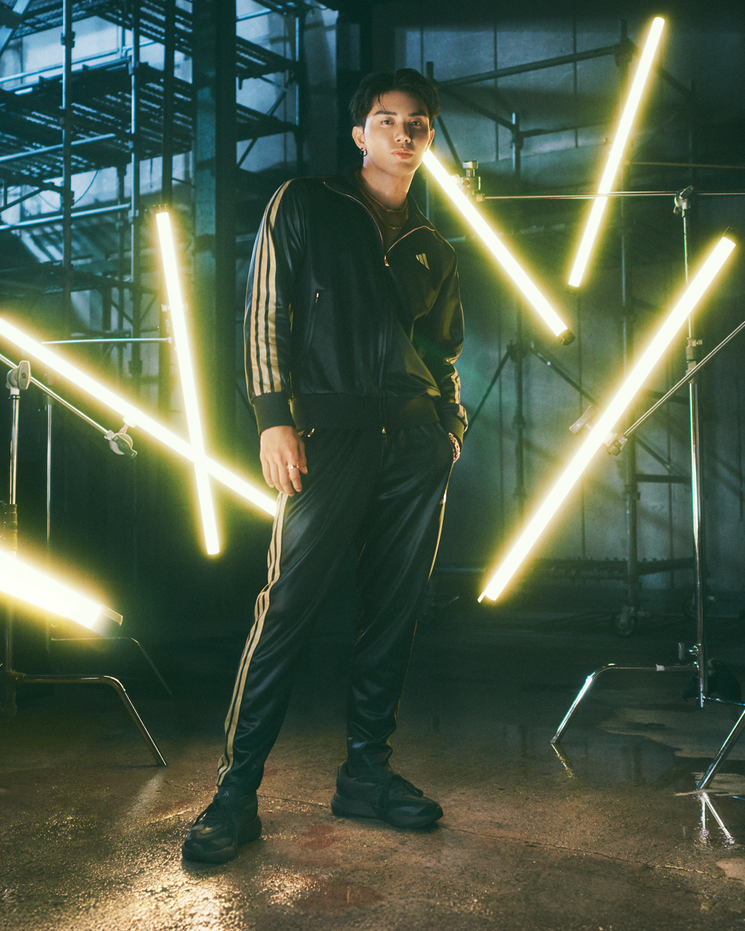 当選品　A3特大　武知海青　RAMPAGE タワレコ特大パネル　24karats 24karats GOLD GENESIS. Artist Photo. . . . @the_rampage_official