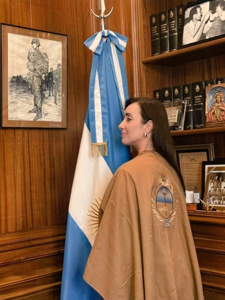 facujperezarg's tweet image. Con @VickyVillarruel  por una Argentina justa, libre y soberana.