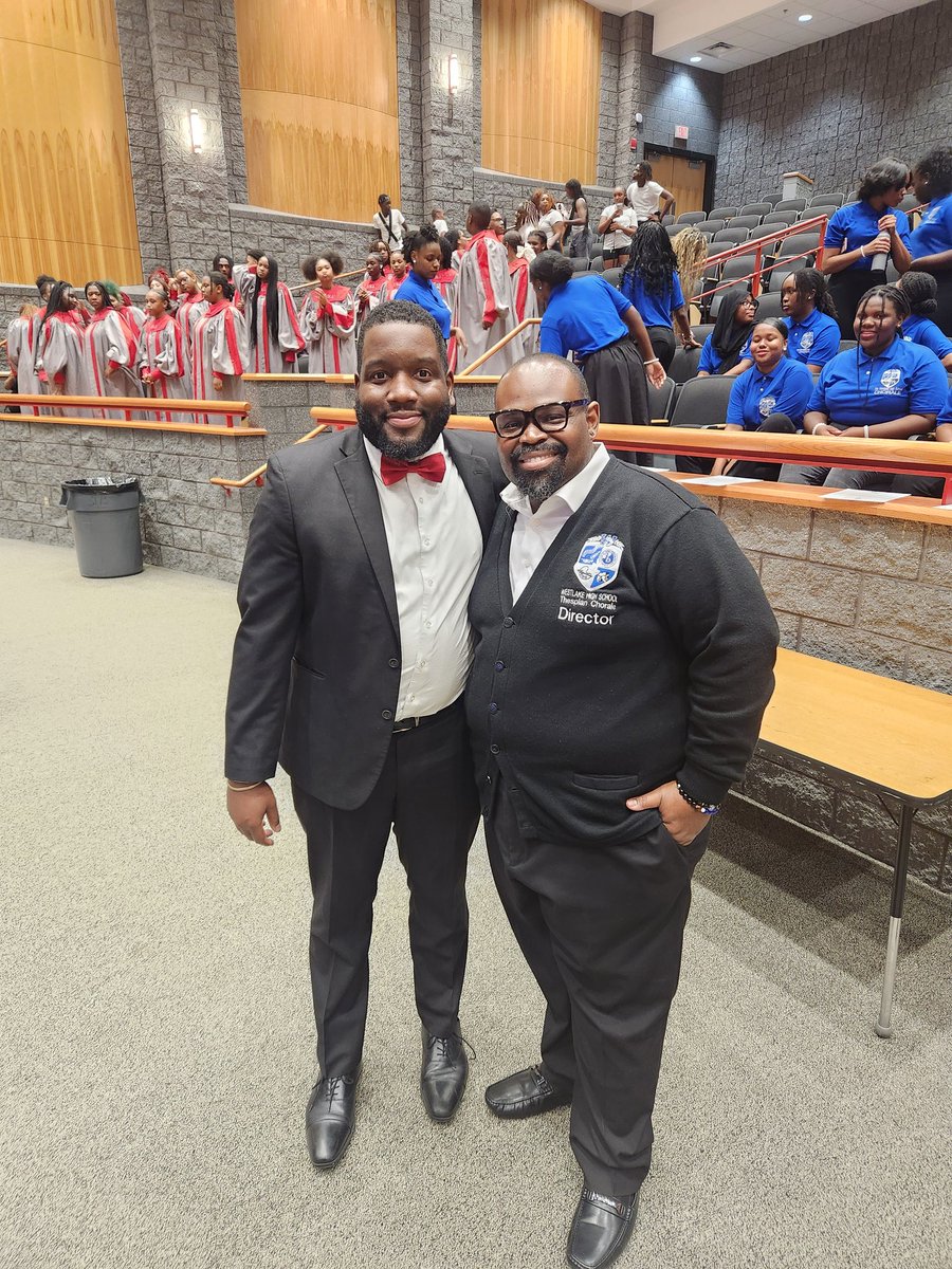 MsTedu's tweet image. Ya'll betta sang!! I love all the support that was in the room. Excellent job Banneker Chorus on your homecoming festivities tonight.