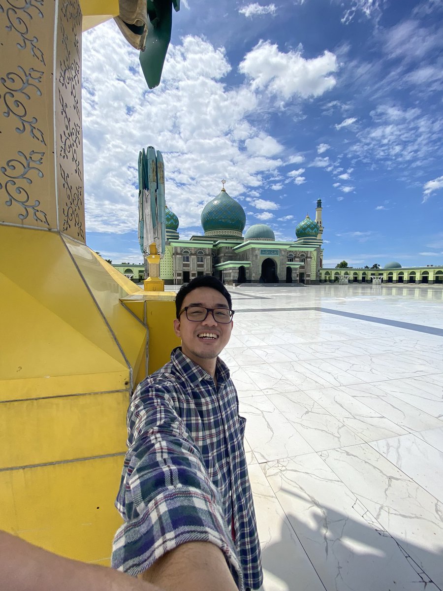sayogif's tweet photo. Singgah di Masjid Agung setiap kota - Edisi Provinsi Riau https://t.co/xYzr2hfkxT