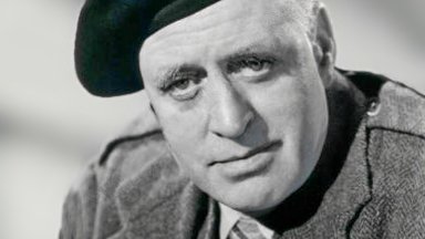 DrBuzz_Forensic's tweet image. Actor Alastair Sim was #BornOnThisDay, Oct. 9, 1900. Considered a great stage actor he also appeared in more than 50 #British films, but best-known for, #Hitchcock's Stage Fright (1950), & Scrooge (A Christmas Carol) (1951). Battling #lungcancer he passed in 1976 (age 75) #RIP