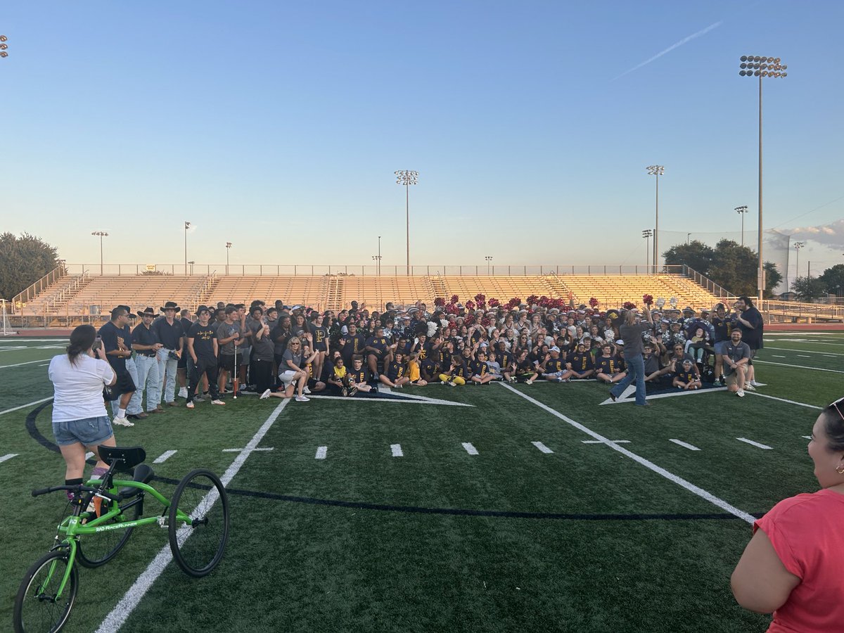 Hawk Football tweet media