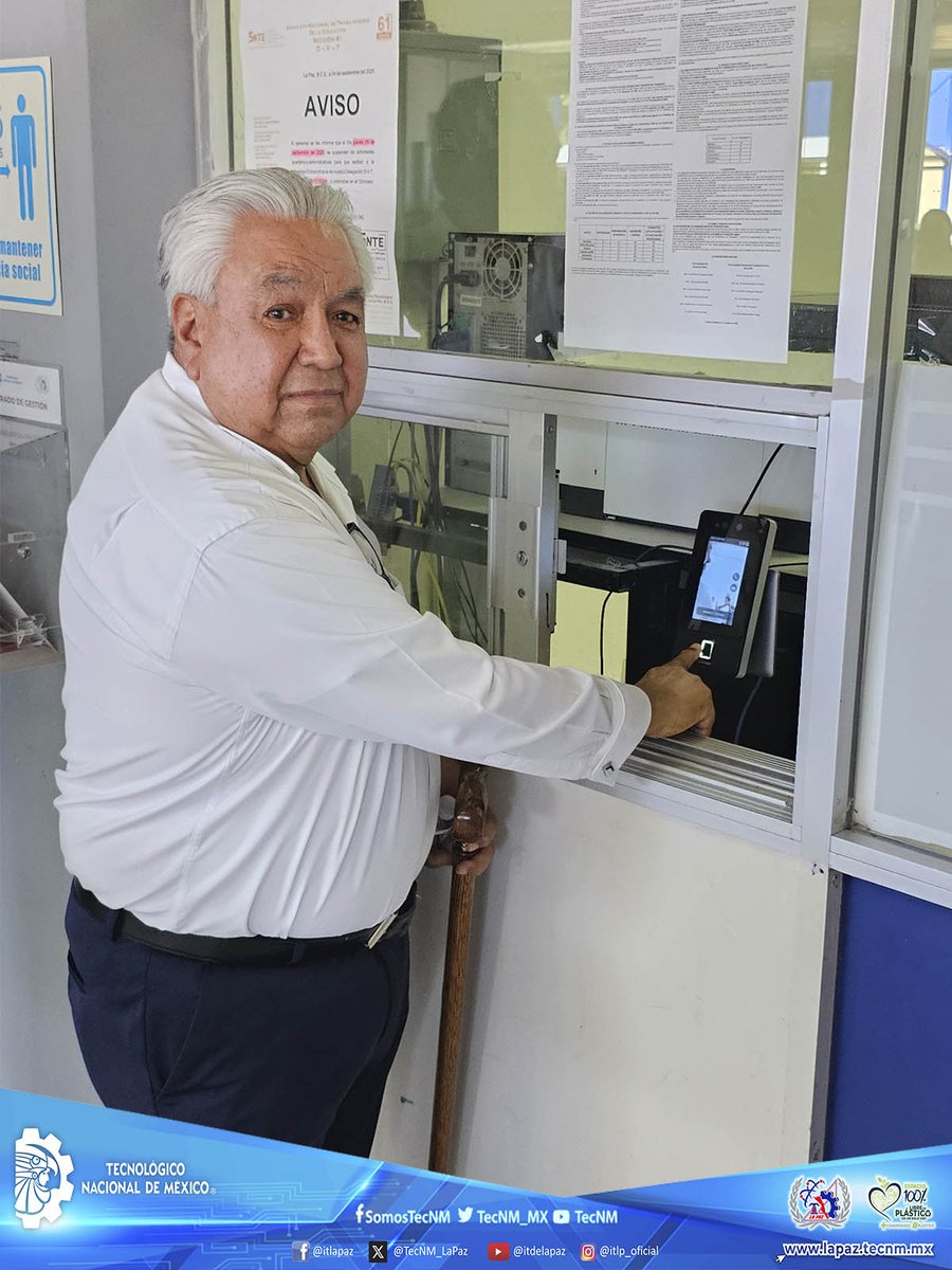 TecNM_LaPaz's tweet image. El IT de La Paz despide con afecto por años de servicio: 
👉Mtro. Mario Ayala Rodríguez, 50 años en la docencia
👉 Mtro. Héctor Arnulfo Hernández Enríquez, 40 años en la docencia
👉Mtro. Enrique Camacho Ruiz , 30 años en la docencia
👉Patricio Avilés Márquez,35 años admitivo.