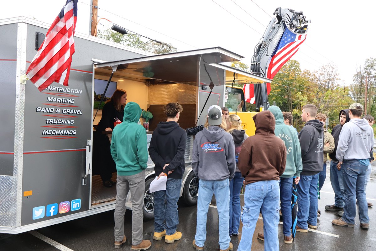 Our team joined <a href="/CapRegionBOCES/">Capital Region BOCES</a> today for Careers in Construction Month to connect with and inspire the next generation of trades workers.

#CarverCareers #CareersInConstructionMonth #BuildingTheFuture