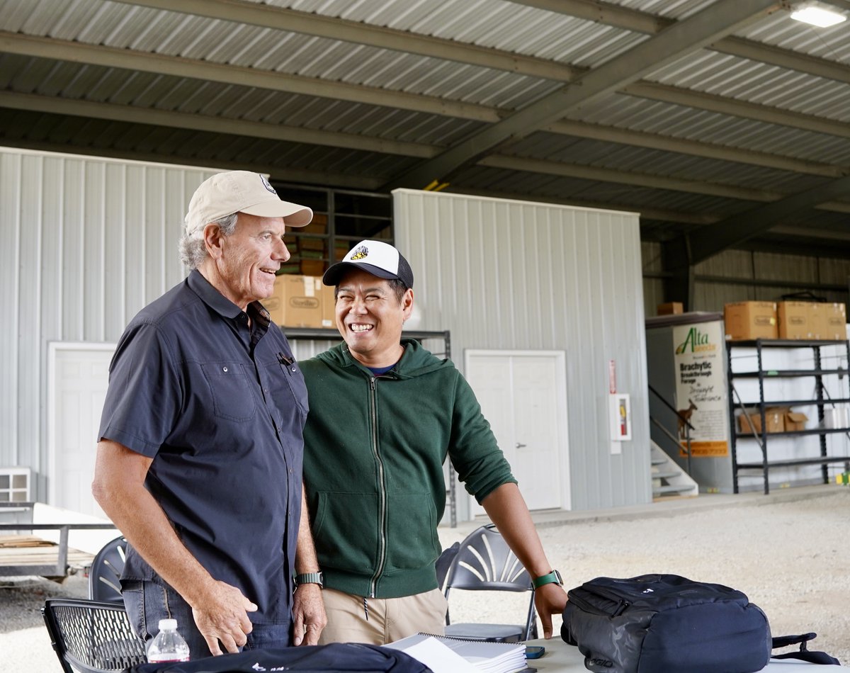 Our best days are spent in the field with our customers 🌾 Advanta Seeds proudly leads in sorghum advancement and product development, across the U.S. and globally.

It’s not too late to tour!

📍 1050 Airport Road, Manhattan, Kansas 66503

#AdvantaSeeds #iGrowth #Sorghum #Ag