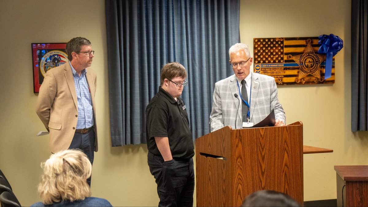 #NationalDisabilityEmploymentAwarenessMonth!
Today the Clermont County Commissioners honored Levi from Golden Corral &amp; recognized #ClermontDD for helping individuals find purpose through work.
Dan Ottke reminded us: “Employment gives us identity and purpose.”  #Inclusion