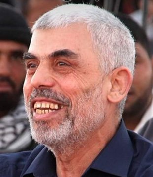 راقت لي 

من الذي أوهمك أن الثورة تأتي بموعدٍ أو تقف في مكان ، الثورة أفكار والأفكار لا تموت ولا تقتلها دبابة أو مدرعة ولا نخفيك سراً هي أيضاً تنتصر

#إسرائيل_خسرة_الحرب 
#طوفان_الأحرار 
#طوفان_الأقصى
#السابع_من_أكتوبر ثورة شعب