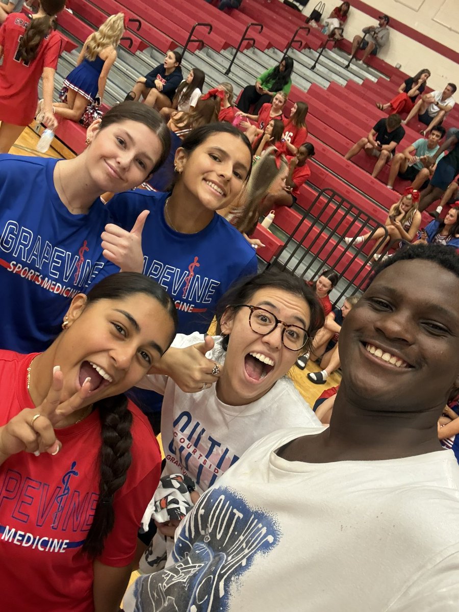 cedric_hicks2's tweet image. So happy to come and support our lady Mustangs last night @coachjjohnson9 @coachrsmith12