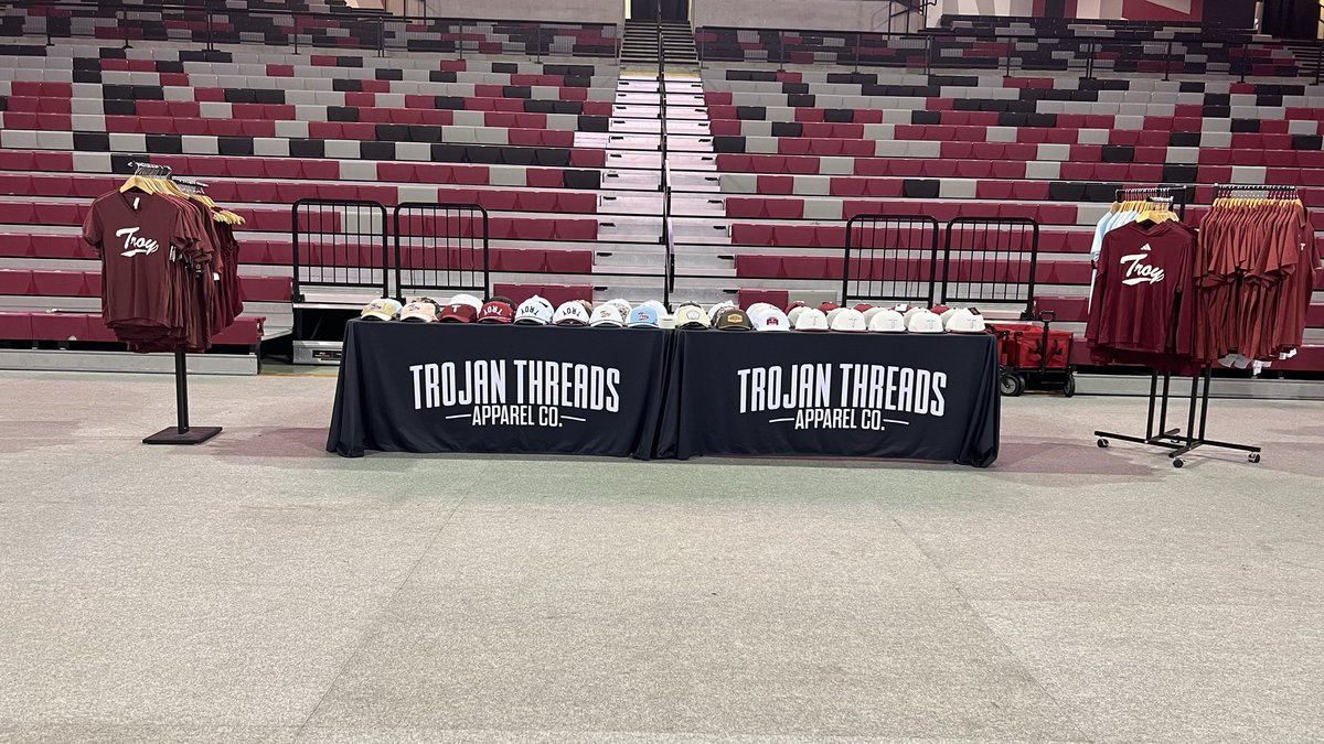 We’re set up for the Basketball Tipoff Banquet tonight!
