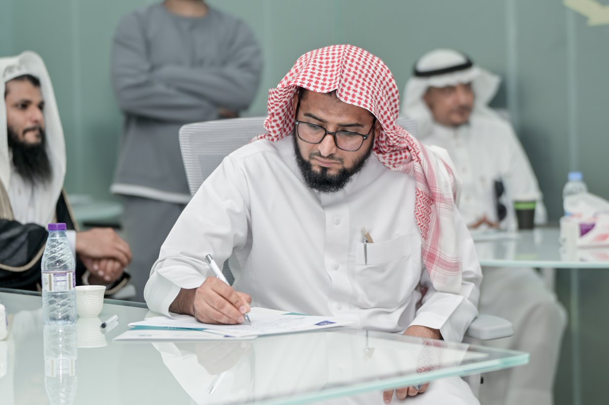 ikram_alardh tweet picture