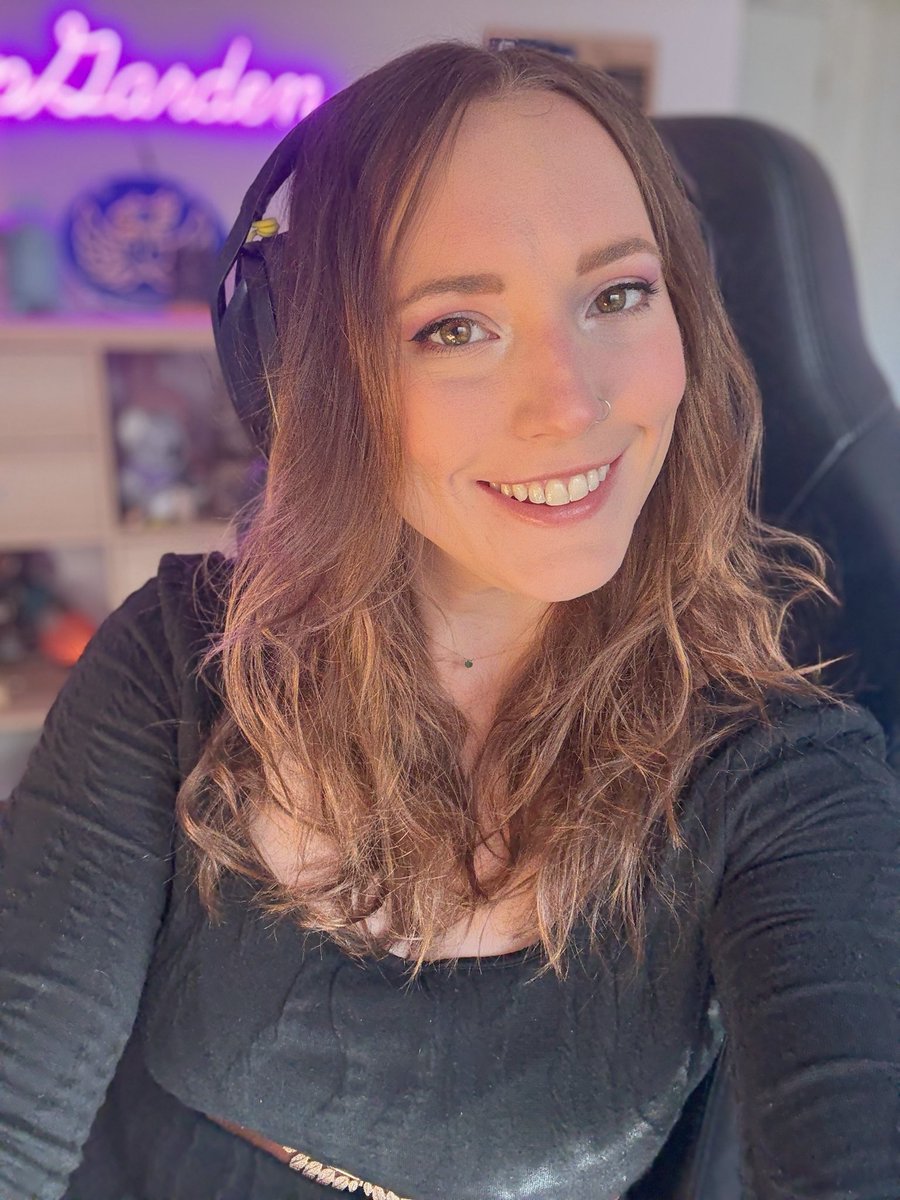 Liiiive!
Last stream before <a href="/PAXAus/">PAX Australia</a> 🥳
More Dying Light: The Beast 🧟 

💜 Twitch / MopGarden

#DyingLightTheBeast #gifted