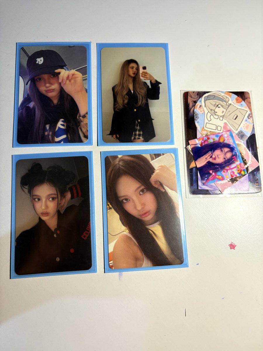 my babies 😭😭

✨ feedback positivo para <a href="/imgigika_/">‧₊ gigiih .˚ ⚘</a> !!! que me vendeu as primeiras danis e primeira hyein da minha coleção ot5!! eles chegaram super bem embalados e ela foi um amor me atendendo! 💗💗💗💗