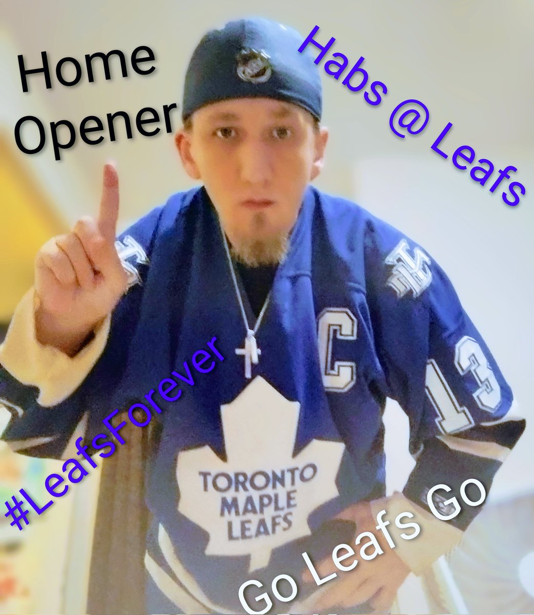 Just minutes away till puck drop &amp; I'm pumped let's do this-Go Leafs!
#LeafsForever
