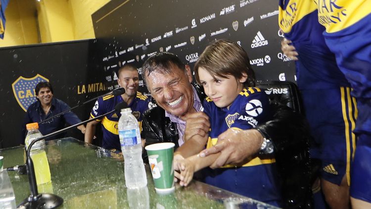 "A Boca nunca se le puede decir que no"
Que en paz descanses, Miguel.