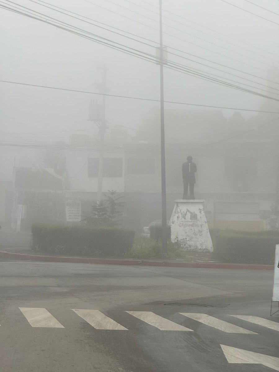 ExtraMorelos's tweet image. #CLIMA

Así luce esta tarde el norte de Cuernavaca, cubierto por neblina.

¿Cómo se encuentra el clima desde donde nos lees?