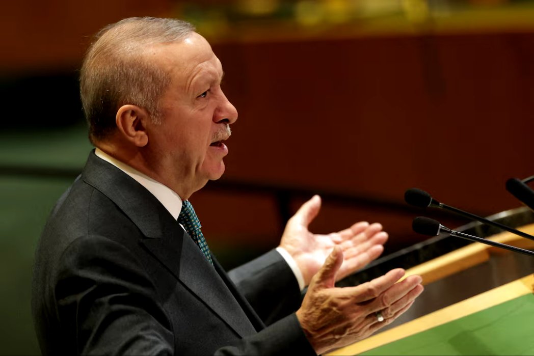 Cumhurbaşkanımız Sayın Recep Tayyip Erdoğan, yıllardır süren İsrail-Filistin(Gazze) Savaşının son zamanlarda ateşkes sürecine gelinmesi adına, bir çok katkı sağlayıp, Savaşı bitiren bir cumhurbaşkanı olarak tarihe geçecektir. Bunu herkes böyle bilmelidir. Muhalefet tarafından