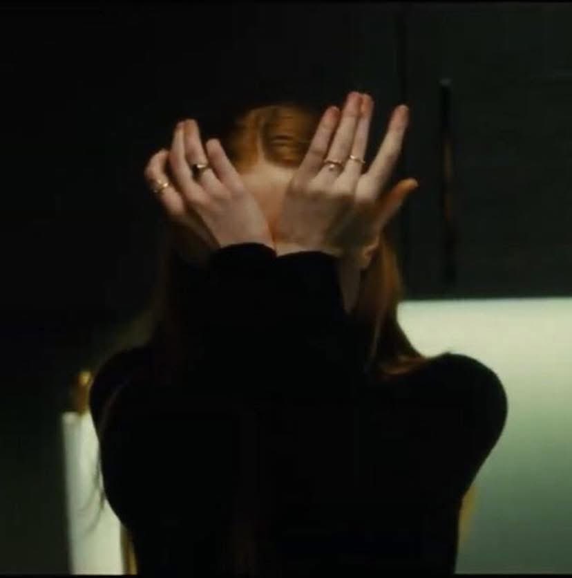 Lo mucho que me duele imaginar a Niall dando la noticia a los chicos sobre el fallecimiento de Liam y como él se entero.