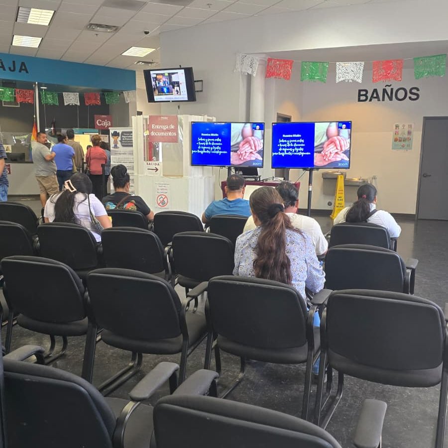 Consulmex Fresno (@consulmexfresno) on Twitter photo 📸En el marco de la #XXVSBS, hoy nos acompañaron <a href="/WelbeHealth/">WelbeHealth</a> y Family Healthcare Network para informar a nuestros connacionales sobre seguros, Medicare y servicios de salud disponibles en el Valle Central. Y, <a href="/mydnwest/">Donor Network West</a> realizaró una charla virtual sobre la donación de órganos. 📸En el marco de la #XXVSBS, hoy nos acompañaron <a href="/WelbeHealth/">WelbeHealth</a> y Family Healthcare Network para informar a nuestros connacionales sobre seguros, Medicare y servicios de salud disponibles en el Valle Central. Y, <a href="/mydnwest/">Donor Network West</a> realizaró una charla virtual sobre la donación de órganos.