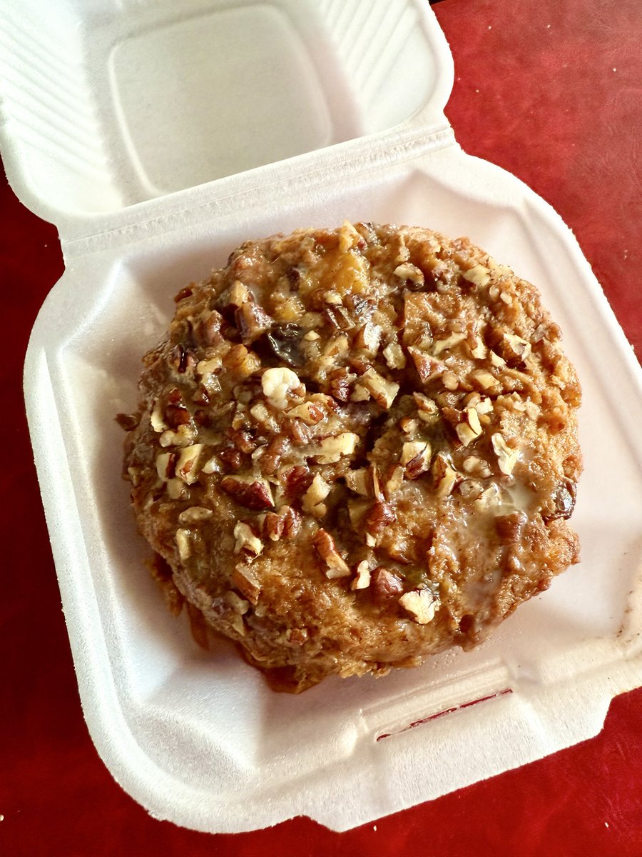 The bread pudding from Razzoo’s will forever be UNDEFEATED 🔥 #twittersupperclub