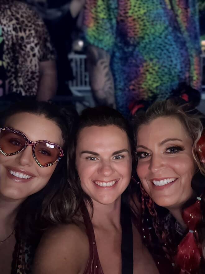 electric pleasures tweet media