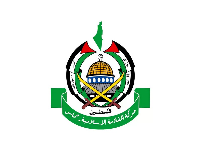 Piyusaja2's tweet photo. 🔴Siaran Pers HAMAS: Kami mengumumkan telah tercapai kesepakatan yang menetapkan berakhirnya perang di Gaza
🟢بِسْمِ اللَّهِ الرَّحْمَنِ الرَّحِيمِ

Pernyataan Pers

• Setelah melalui perundingan yang bertanggung jawab dan serius antara gerakan dan faksi-faksi perlawanan Palestina mengenai usulan Presiden Trump di Sharm El-Sheikh, dengan tujuan mencapai penghentian perang pemusnahan terhadap rakyat Palestina dan penarikan pasukan pendudukan dari Jalur Gaza, Gerakan Perlawanan Islam (Hamas) mengumumkan telah tercapai kesepakatan yang menetapkan berakhirnya perang di Gaza, penarikan pasukan pendudukan, masuknya bantuan kemanusiaan, serta pertukaran tahanan.

• Kami sangat menghargai upaya saudara-saudara mediator dari Qatar, Mesir, dan Turki, serta mengapresiasi upaya Presiden Amerika Serikat Donald Trump yang berusaha untuk menghentikan perang sepenuhnya dan mendorong penarikan total pasukan pendudukan dari Jalur Gaza.

• Kami menyeru Presiden Trump, negara-negara penjamin perjanjian, serta seluruh pihak Arab, Islam, dan internasional untuk memaksa pemerintah pendudukan agar melaksanakan seluruh ketentuan perjanjian tanpa pengelakan atau penundaan dalam menerapkan apa yang telah disepakati.

• Kami menyampaikan penghormatan kepada rakyat kami yang agung di Jalur Gaza, Yerusalem, Tepi Barat, di dalam tanah air, dan di pengasingan, yang telah menorehkan sikap-sikap kemuliaan, keberanian, dan kehormatan yang tiada bandingnya, serta menghadapi proyek-proyek pendudukan fasis yang menargetkan mereka dan hak-hak nasional mereka. Pengorbanan dan keteguhan besar itu telah menggagalkan rencana pendudukan Israel untuk menundukkan dan mengusir rakyat Palestina.

• Kami menegaskan bahwa pengorbanan rakyat kami tidak akan sia-sia, dan bahwa kami akan tetap setia pada janji perjuangan ini, tidak akan meninggalkan hak-hak nasional rakyat kami hingga tercapainya kemerdekaan dan hak menentukan nasib sendiri.

Gerakan Perlawanan Islam – Hamas

Kamis, 17 Rabi‘ul Akhir 1447 H
Bertepatan dengan 09 Oktober 2025 M

Situs Resmi – Gerakan Hamas