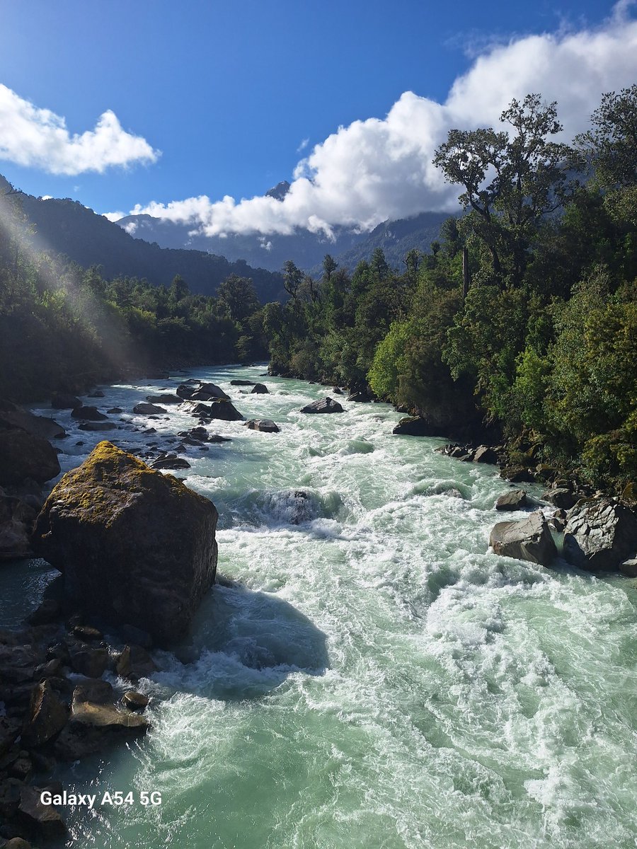 angus_67's tweet image. Q  bella es la patagonia ..hornopiren.