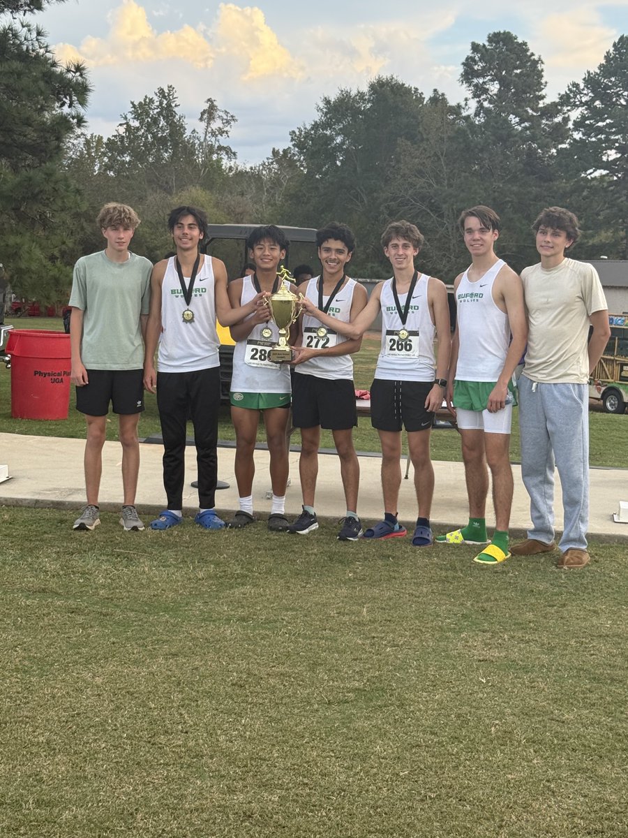Kent Kramer Classic Champs! First place for varsity boys, varsity girls, and jv girls. 2nd place jv boys!