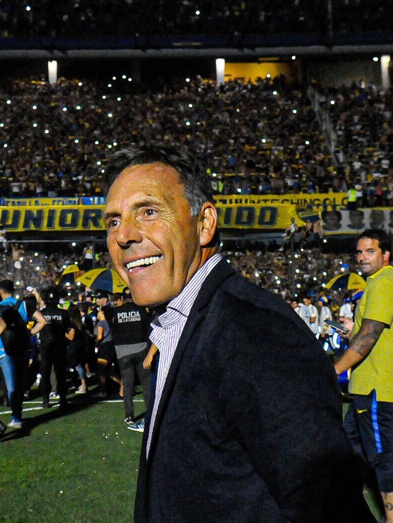 RinconDeBoca's tweet photo. 🎗️ El velatorio de Miguel Ángel Russo será en el hall principal de La Bombonera. El hincha de Boca no olvida a quien lo hizo feliz, merece una despedida acorde a lo que hizo por nuestro club y Rincón Bostero ahí estará. https://t.co/nR5m8z5jkd