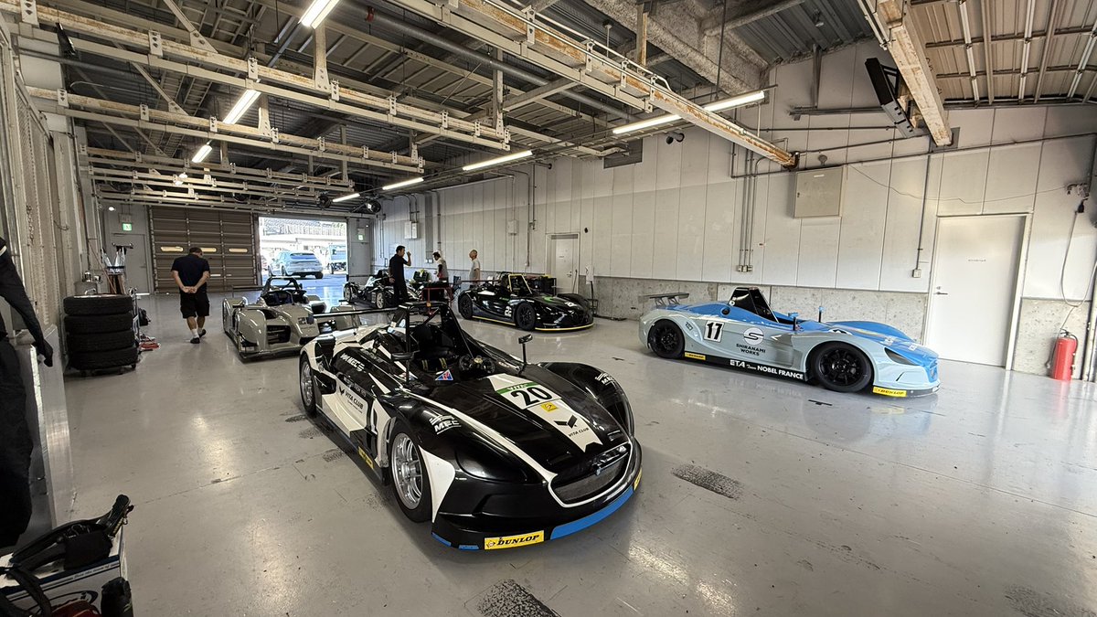 virtual_vitacup's tweet image. 鈴鹿サーキットVITA、V.Granz専有走行会！
気候もよく走りやすそうな状況です😊
 #VirtualVITACup 
 #VVC