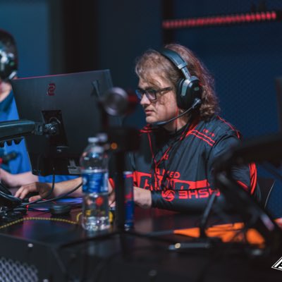 riftcsgo's tweet image. ❤️ @fragadelphia @muenstergg (shoutout @WantedGoons clean ass jersey)