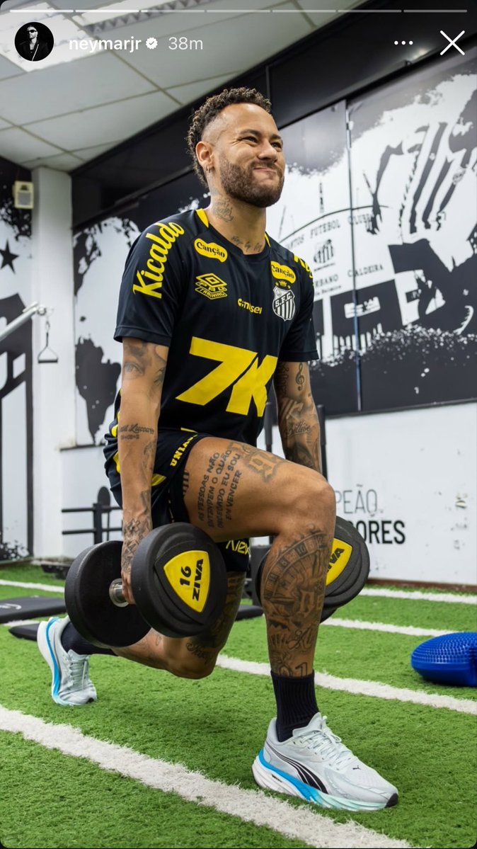 EmpNeymar's tweet image. Neymar no treino de hoje. 📸
