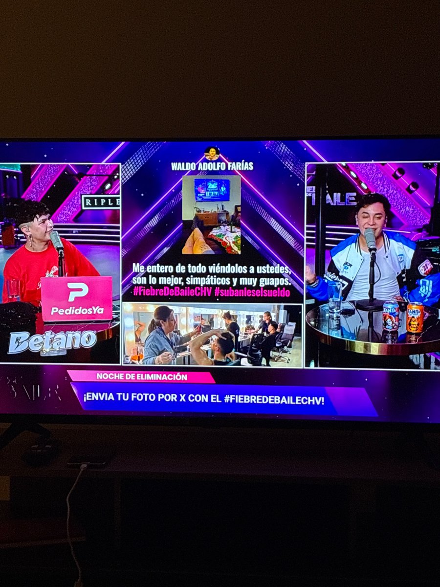 la_chasconaaa's tweet photo. Me siento como una madre orgullosa viendo a estas cabras creciendo 🥹 tomar once viendolos es mi nuevo hobbie #FiebreDeBaileCHV ✨🧡 https://t.co/ku37qh0Q5h