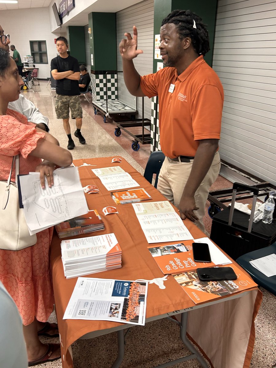 WOW! 🤩 What an incredible turnout for the FBISD District College Fair! Over 90 colleges, technical schools, &amp; scholarship organizations showed up tonight to connect with our students &amp; give them a glimpse of their future. Shout out to <a href="/HHS_Canes/">Hightower High School</a> for hosting a fantastic event!