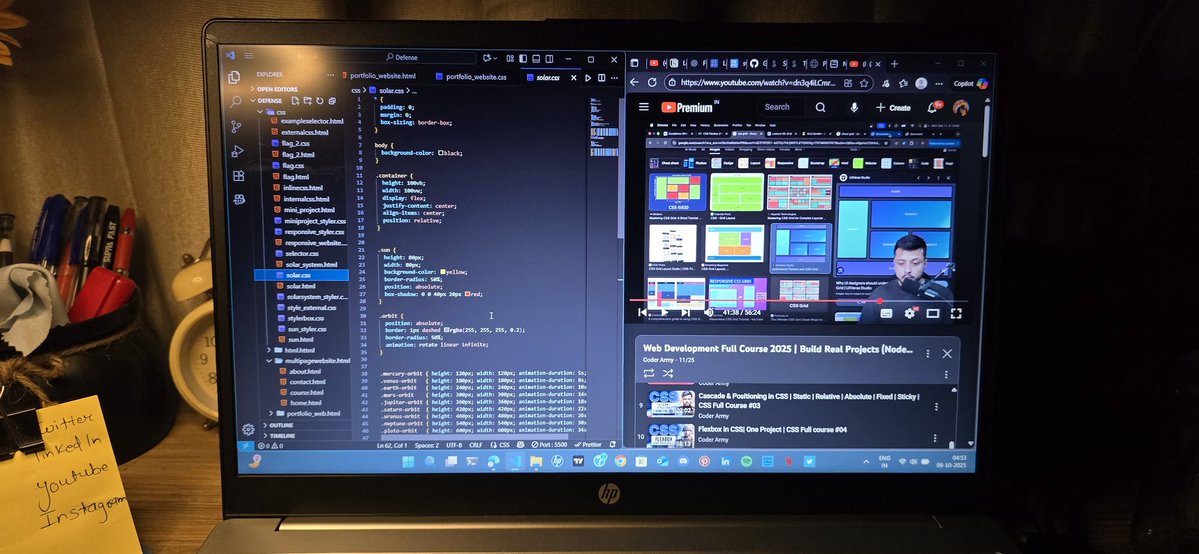 Bitbyanjali's tweet image. 2 weeks of CSS and I&apos;ve officially survived

🎯Overflow:hidden(and so was my peace) 🎯Positioning that tested my patience    🎯Flags, chess grids, layouts &amp;amp; more

Wrapping this chaos up--it was frustrating but so worth it😌✨️

Onto Javascript next...

#WebDev #100DaysOfCode