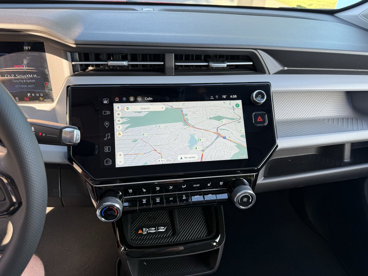KilowattStation's tweet image. 2027 Bolt
15th EV in GM’s Lineup
255 miles of GM Est. Range
10-80% in 26 minutes (GM claimed 3X Faster Charging than Outgoing Model)
Native NACS
Built in Kansas City
Launch Edition starting at $29,990
LT Trim coming later at $28,995
#bolt @chevrolet @theEVgeek