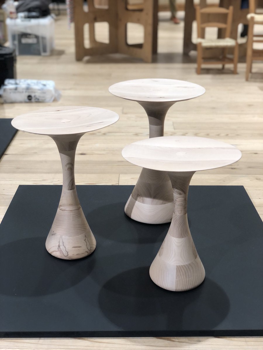 Shohden's tweet photo. 【出展のご案内】

高山椅子展に参加します。

この度、高山椅子展に、私の作品を出展させていただくことになりました。

岐阜県高山市重要文化財施設内での展示になります。ぜひ、足を運んで見てください。

会期
2025.10.9(木)〜10.12(日)  10:00-18:00

会場 
岐阜県高山市内　日下部民藝館 https://t.co/fZu7hHTi4L