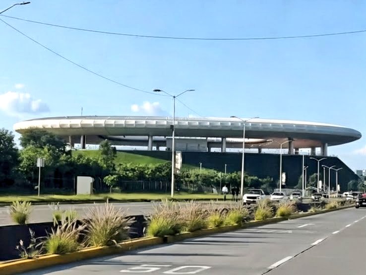 MXESTADIOS's tweet image. Estadio Akron y Estadio Jalisco.