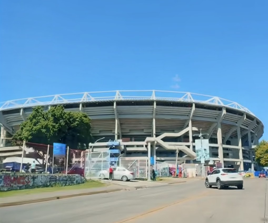 MXESTADIOS's tweet image. Estadio Akron y Estadio Jalisco.